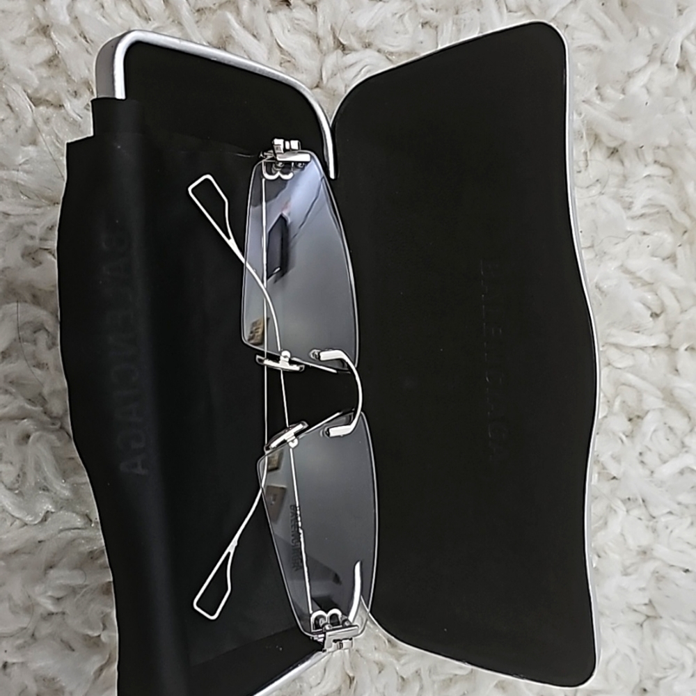 Balenciaga rimless glassss